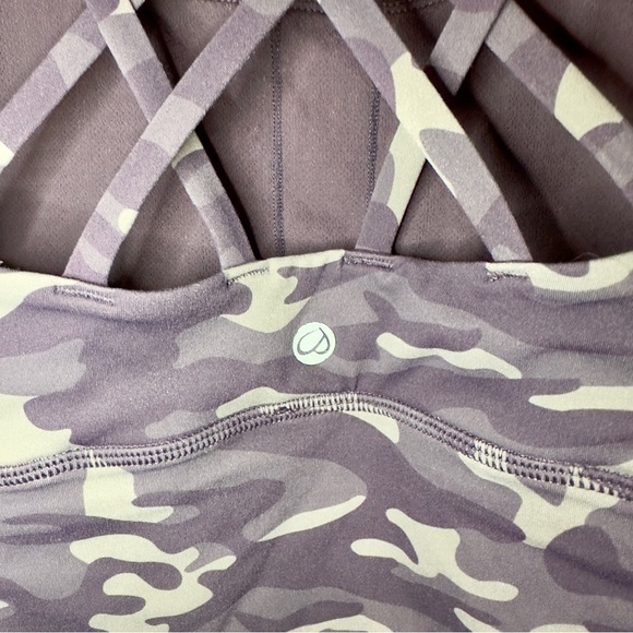 CRZ YOGA Camo Sports Bra - Picture 10 of 11